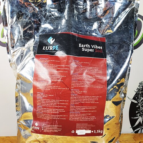 LURPE EARTH VIBES SUPER SOIL 3,5KG